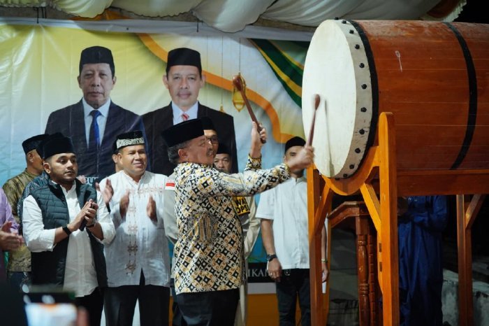 Gema Takbir di Masjid Giok: Ribuan Peserta Meriahkan Pawai Keliling Nagan Raya